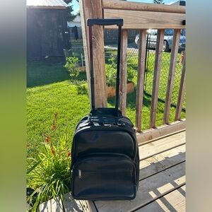 🔥Black Leather Rolling Luggage & Backack Combo